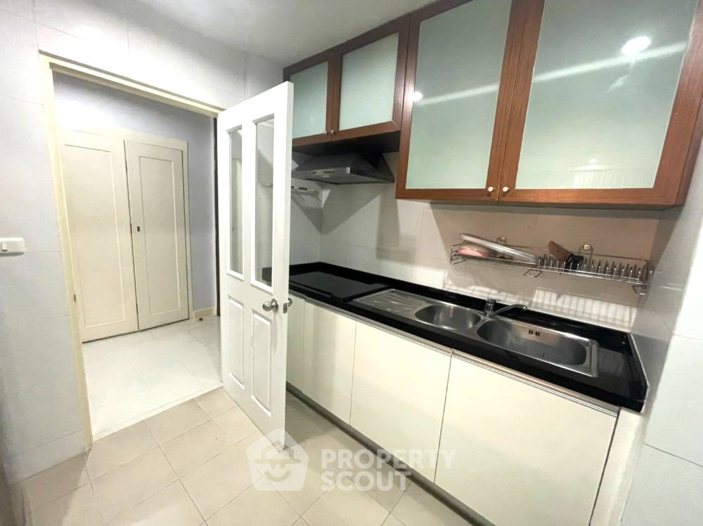 รูป คอนโด 2 ห้องนอน ชั้น 18 Siri Residence Sukhumvit ห่าง BTS พร้อมพงษ์ 200 เมตร (ID 823977) - รูปที่ 4/24