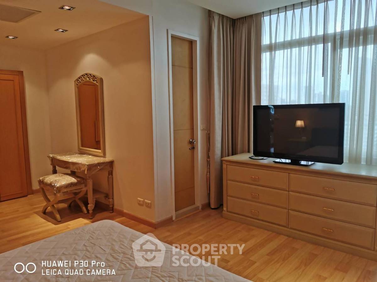 รูป คอนโด 3 ห้องนอน 166 ตร.ม. ชั้น 11 เดอะ ไฮท์ คอนโดมิเนียม ใกล้ทองหล่อ (ID 435883) - รูปที่ 7/20