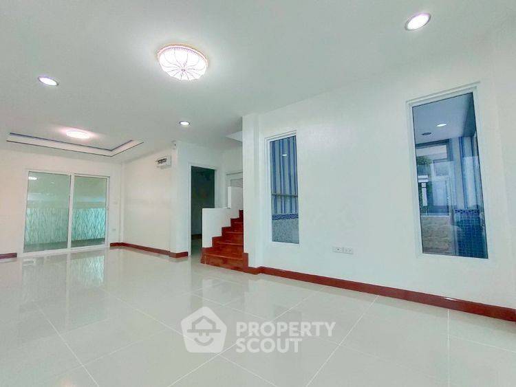 รูป บ้านเดี่ยว 6 ห้องนอน ขาย บ้านลภาวัน 21 ราชพฤกษ์-แจ้งวัฒนะ บางพลับ ปากเกร็ด นนทบุรี (ID 2422726) - รูปที่ 5/19