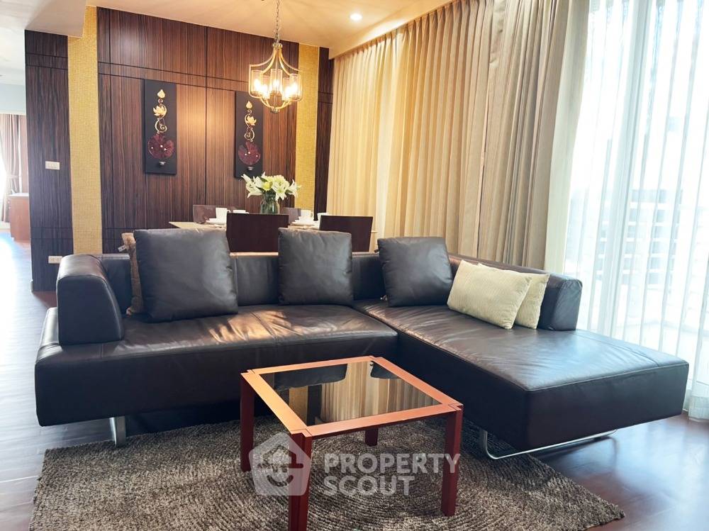 รูป คอนโด 2 ห้องนอน ชั้น 18 Siri Residence Sukhumvit ห่าง BTS พร้อมพงษ์ 200 เมตร (ID 823977) - รูปที่ 2/24
