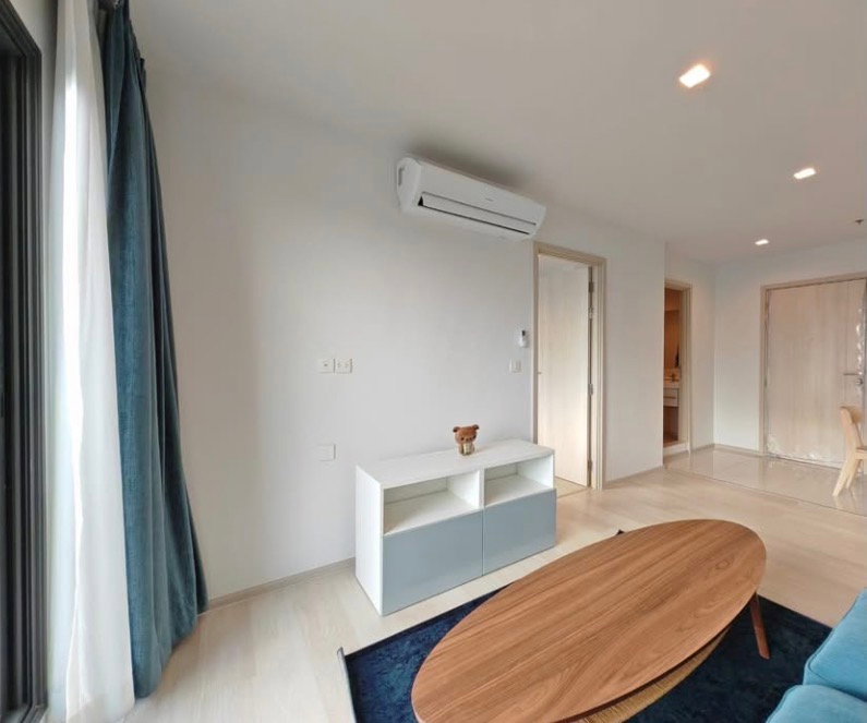 picture #R8296 ð 181268 Condo for Rent: Life One Wireless - 10/14