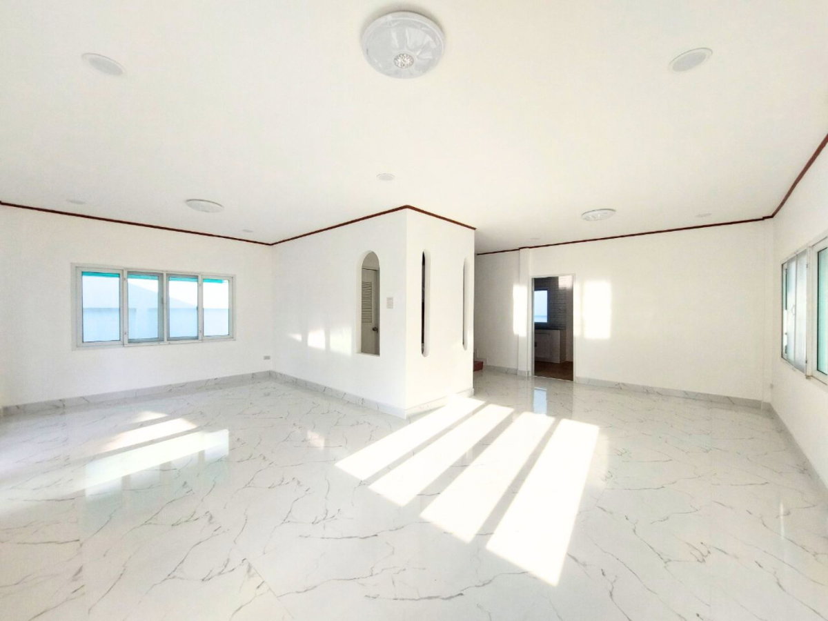 รูป หาบ้านเดี่ยว 4 ห้องนอน ทำเลดี คลอง 4 อยู่ไหม บ้านตกแต่งใหม่ พร้อมอยู่ ฟังก์ชันใหญ่ 4 นอน 3 น้ำ ในราคาที่คุณเอื้อมถึง เพียง 3.25 ล้านบาท - รูปที่ 2/22