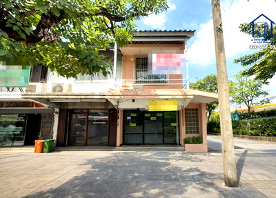 อาคารพาณิชย์ ม.ราชภัฏบ้านสมเด็จเจ้าพระยา : ขายอาคารพาณิชย์ 2.5 ชั้น หลังมุม ติดถนนเจริญนคร ใกล้BTS วงเวียนใหญ่ ทำเลค้าขาย