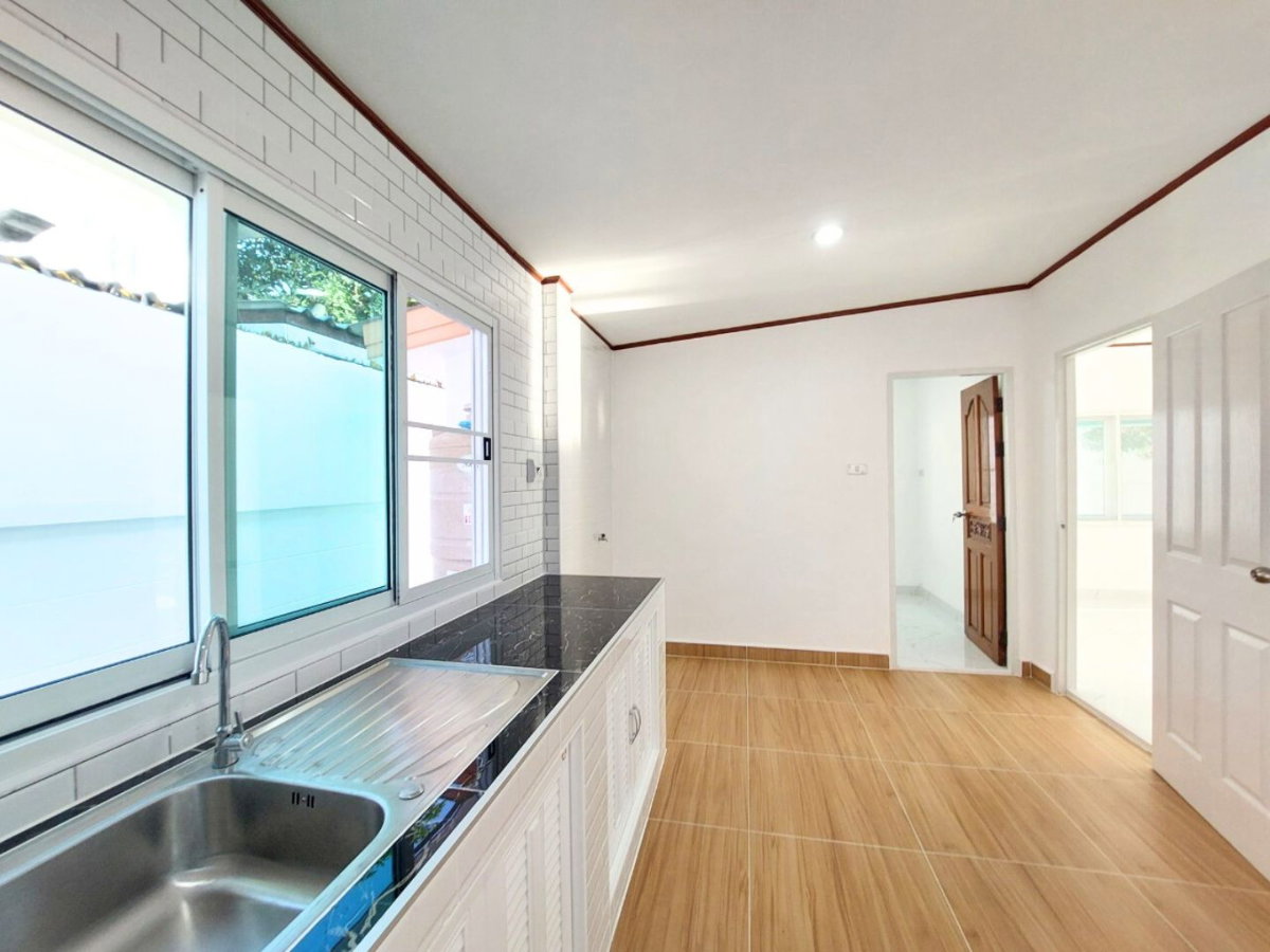 รูป หาบ้านเดี่ยว 4 ห้องนอน ทำเลดี คลอง 4 อยู่ไหม บ้านตกแต่งใหม่ พร้อมอยู่ ฟังก์ชันใหญ่ 4 นอน 3 น้ำ ในราคาที่คุณเอื้อมถึง เพียง 3.25 ล้านบาท - รูปที่ 19/22