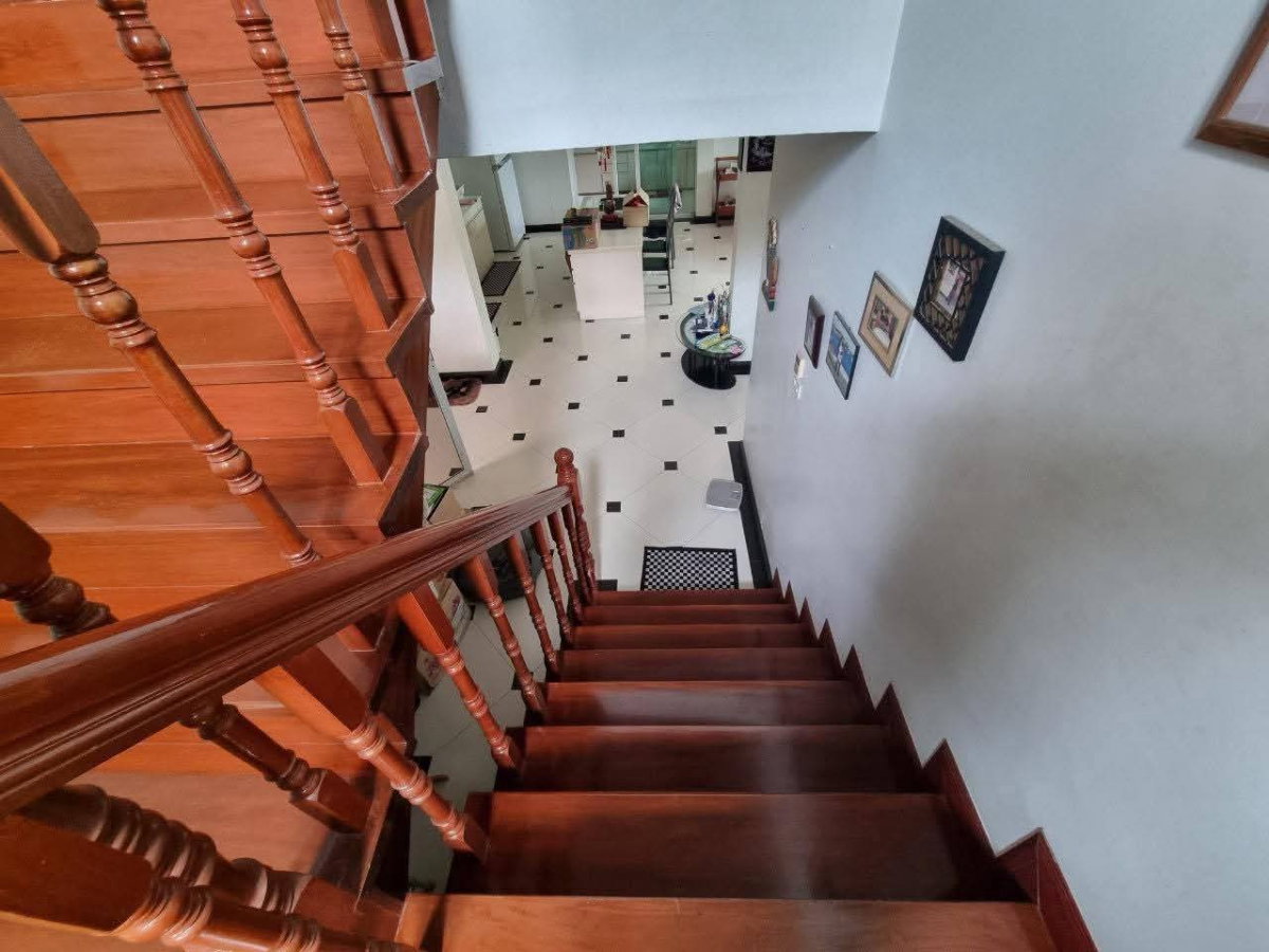 รูป ขายบ้านเดี่ยวหมู่บ้านทองสถิตย์เรียบด่วนรามอินทรา แขวงจระเข้บัวเขตลาดพร้าว กทม. พื้นที่127 ตรว - รูปที่ 6/11