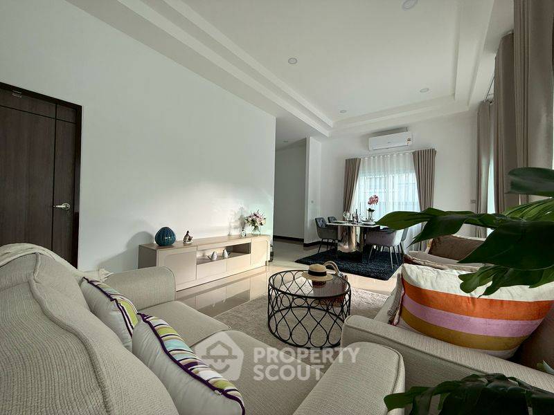 รูป บ้าน 3 ห้องนอน ขายที่ เพชรการ์เดนวิลล์ 5 พร้อมเลี้ยงสัตว์ได้ (ID 2488428) - รูปที่ 6/14