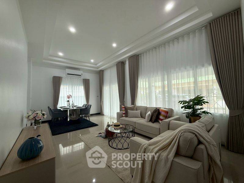 รูป บ้าน 3 ห้องนอน ขายที่ เพชรการ์เดนวิลล์ 5 พร้อมเลี้ยงสัตว์ได้ (ID 2488428) - รูปที่ 2/14