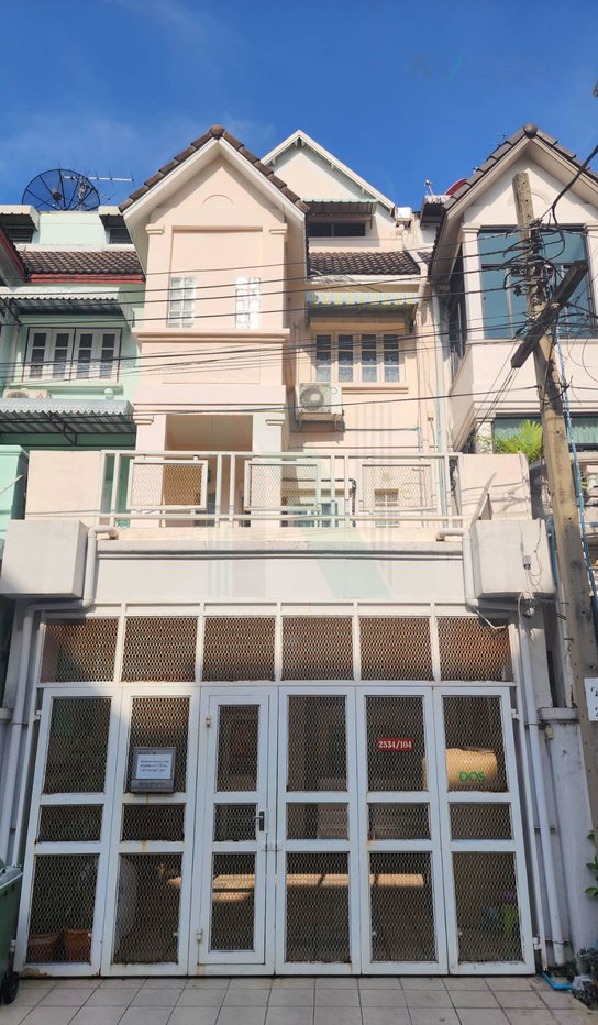 รูป ขายทาวน์เฮาส์ โครงการ หมู่บ้านศรีไทยวิลล่า 4 ชั้น 5 ห้องนอน 5 ห้องน้ำ - รูปที่ 8/8