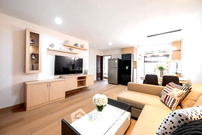 Condos for sale : High-Floor 2-BR 68 Sqm At The Waterford Diamond Tower, BTS Phrom Phong (ID 2487534)