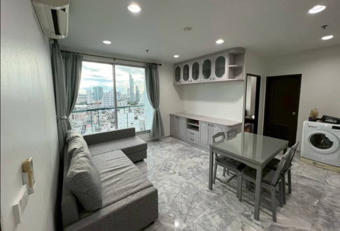 ว่างพร้อมอยู่! Sathorn House. 2นอน 73ตร.ม.  Line id: @pfagent