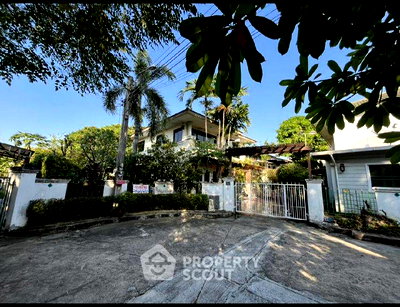 Houses for sale Mongkolthepmuni Hospital : Pet-Friendly 3-Bed House 200 Sqm For Sale, Supalai Orchid Park 2 (ID 2492055)