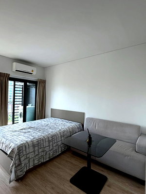 Condos for rent : MN3214 IDEO Sathorn - Wongwian Yai  Full Fuenituned