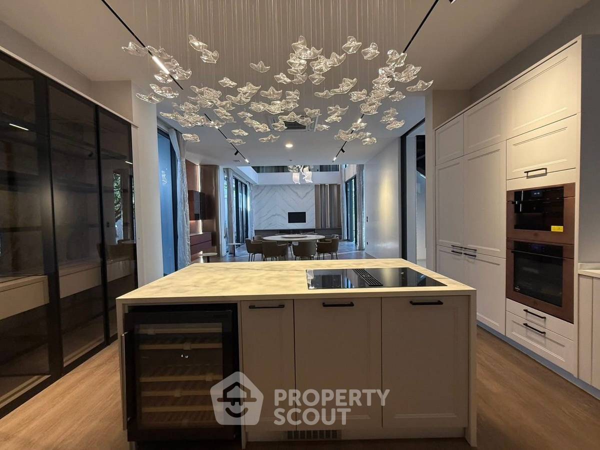 รูป บ้าน 5 ห้องนอน ให้เช่า โครงการ Vive กรุงเทพฯ ร่มเกล้า (เลี้ยงสัตว์ได้) (ID 2489185) - รูปที่ 3/14