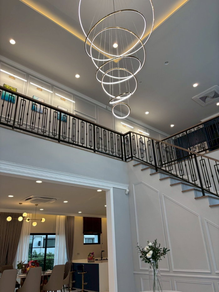 รูป ให้เช่า บ้านเดี่ยวเศรษฐสิริ บางนา สุวรรณภูมิ   5 ห้องนอน 6 น้ำ ทิศเหนือ 407 ตารางเมตร, 90 ตรว. 4 ที่จอดรถ - รูปที่ 21/25