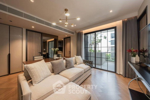 คอนโด 2 ห้องนอน The Reserve Sukhumvit 61 ใกล้ BTS ทองหล่อ (ID 2450541)