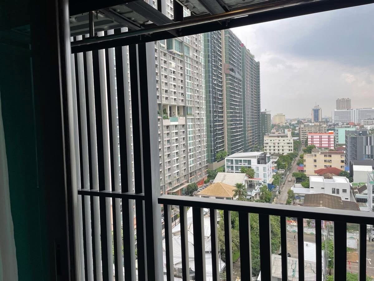 picture Life                         Ladprao  - 16/17