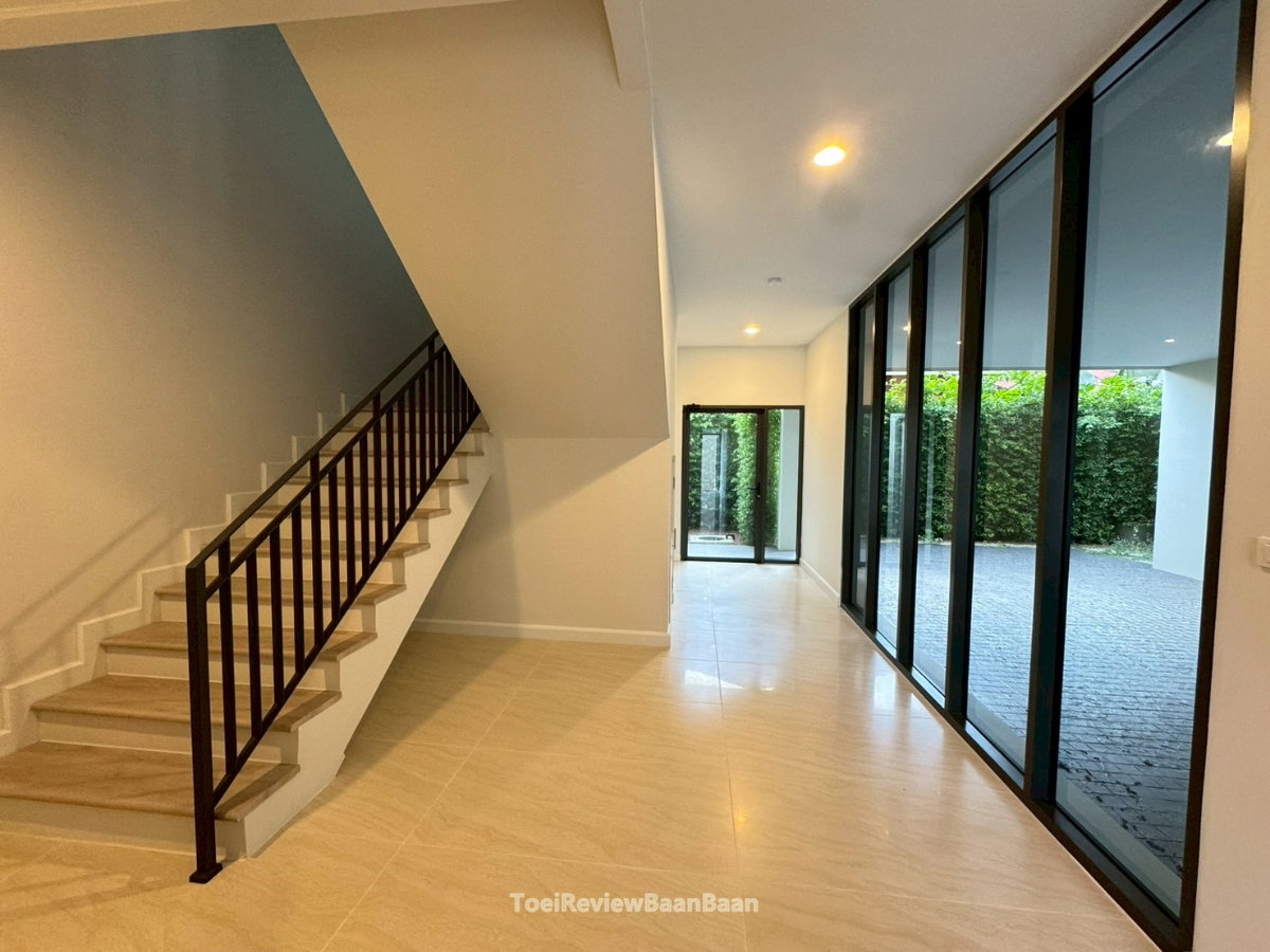 picture  ELSE Sukonthasawat 26 Modern Luxury Home office - 6/36