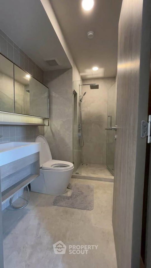 รูป คอนโด 2 ห้องนอน ให้เช่า วิเวียร์ สุขุมวิท 72 | ใกล้ BTS แบริ่ง 400 ม. (ID 2497982) - รูปที่ 11/13