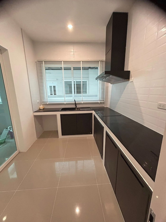 picture For rent Grandio Phetkasem81 ready to move, 4 bedroom 3 bathroom - 10/18
