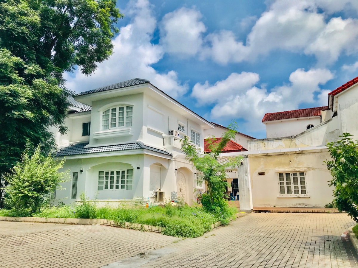รูป ขายถูก ราคาพิเศษ บ้านลดาวัลย์ ปิ่นเกล้า บรมราชชนนี 185 ตรว บ้านสวย พื้นที่เยอะ - รูปที่ 3/11