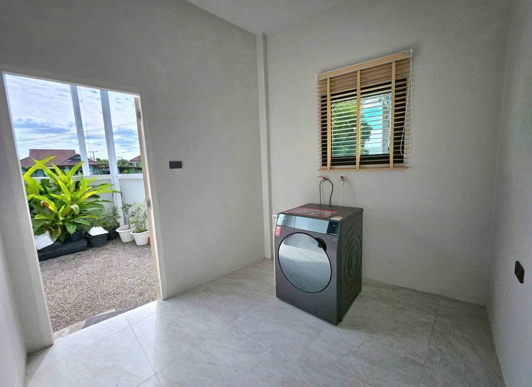 รูป  ให้เช่า Pool Villa โซนหางดง บ้านใหม่ พื้นที่ 300 ตรม. เฟอร์สวย พร้อมอยู่  - รูปที่ 11/14