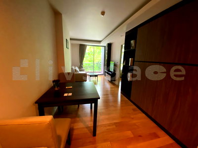 Condos for rent : ▚ LE210ツ FOR RENT: Focus Ploenchit Stunning Garden View in Ploenchit! Spacious 1 Bed 47.78 sq.m. Fully Furnished & Breezy Only 25,000 THB!