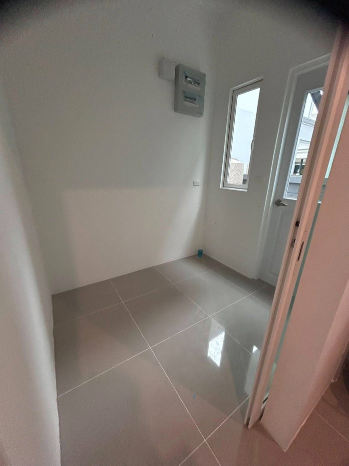 picture Rent Grandio Phetkasem 81 ready to move 4 bedroom 3 bathroom - 13/16