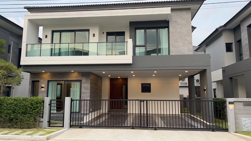 บ้านเดี่ยวให้เช่า : Available for rent! The City Bangna, A Single house with 2 storeys of 256 sq.m size. Fully Furnished ready to move in.