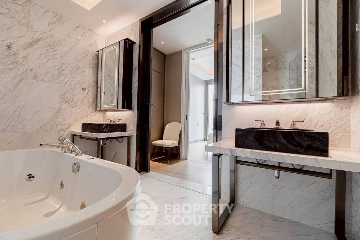 รูป คอนโด 2 ห้องนอน ชั้นสูง 35+ 128 ตร.ม. The Residences At Mandarin Oriental ใกล้ BTS สะพานตากสิน (ID 2501340) - รูปที่ 6/16