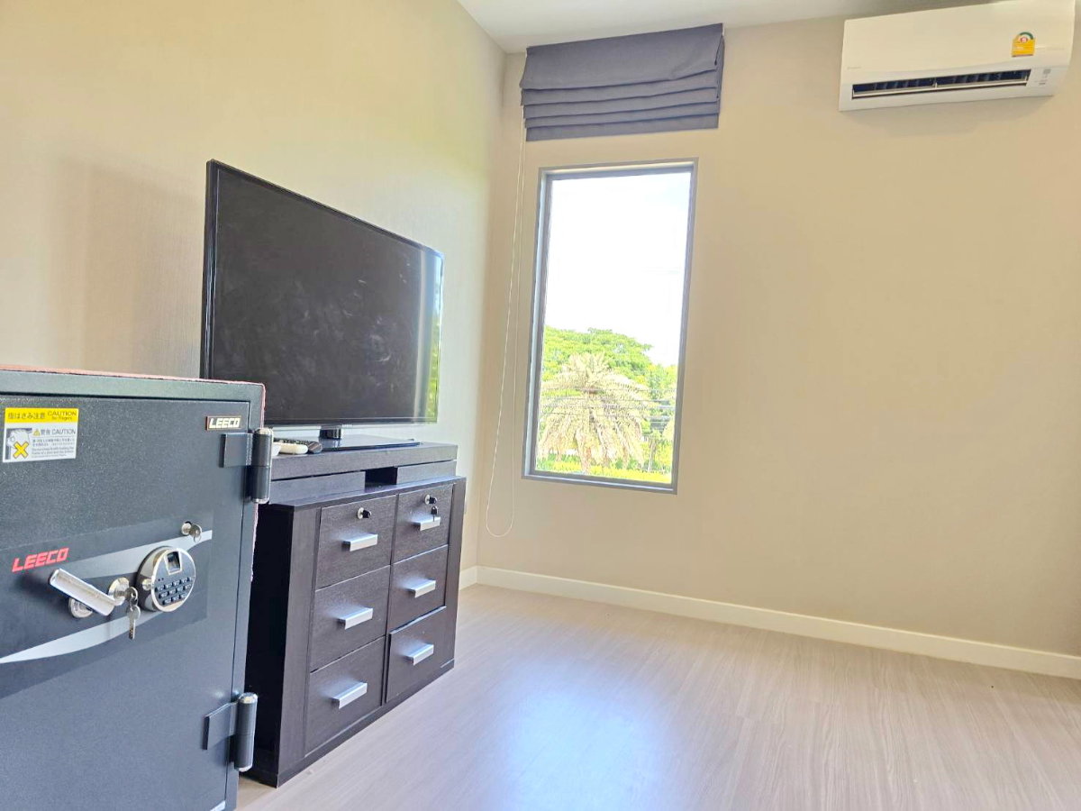 รูป ขายบ้านเดี่ยว 4 ห้องนอน เพอร์เฟค เพลส พระราม9-กรุงเทพกรีฑา  - รูปที่ 6/41