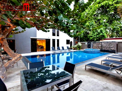 กิจการ หนองปรือ ชลบุรี : KT0075📲LineID @556ryccg🌅โรงแรมเขาพระตำหนัก🛏️24ห้องพัก🏊สระว่ายน้ำ🍻บาร์🚗ที่จอดรถ ใกล้7-11และ🏖️หาดยินยอม