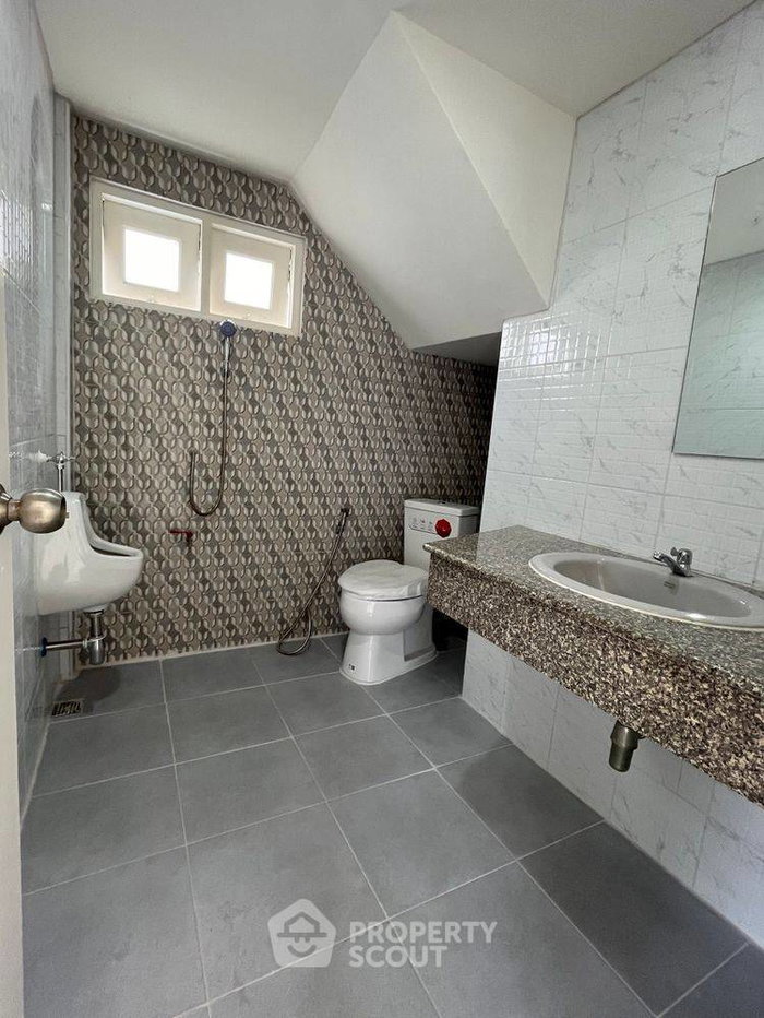 picture 3-BR House For Sale, Baan Sinbadee Bang Bua Thong, Phimonrat (ID 2428759) - 4/19