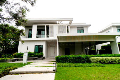 ขายบ้านเดี่ยว : MANTANA Bangna km.15, 4 Bedrooms – Bangna–Trat Road 4 bedrooms, for sale