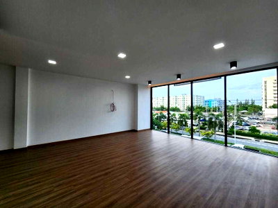 Office for rent : LTH14040 – Home Office for Rent | H-Cape Biz Sector | 295 sqm | 3+ Rooms 3 Baths | Near BTS On Nut | 75K/Month | โฮมออฟฟิศให้เช่า เอชเคป บิซ เซคเตอร์