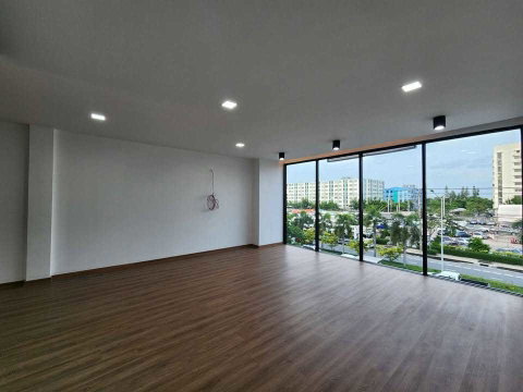 LTH14040 – Home Office for Rent | H-Cape Biz Sector | 295 sqm | 3+ Rooms 3 Baths | Near BTS On Nut | 75K/Month | โฮมออฟฟิศให้เช่า เอชเคป บิซ เซคเตอร์
