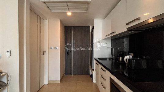 🛏️ Studio - 🛁 1 ห้องน้ำ - 🏙️ Pool View - 🇹🇭 ชื่อไทย - 🏢 Centara Avenue Residences & Suites - รหัส: CARS132