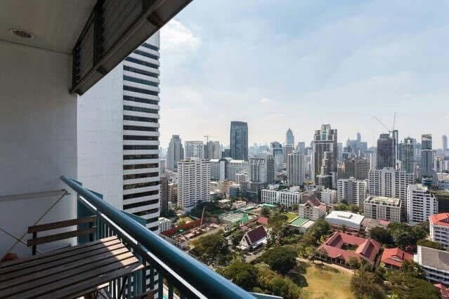 picture Grand Park                        View  - 4/5