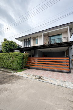 ให้เช่าบ้านเดี่ยว ฮาบิเทีย วัชรพล (HABITIA WATCHARAPOL)