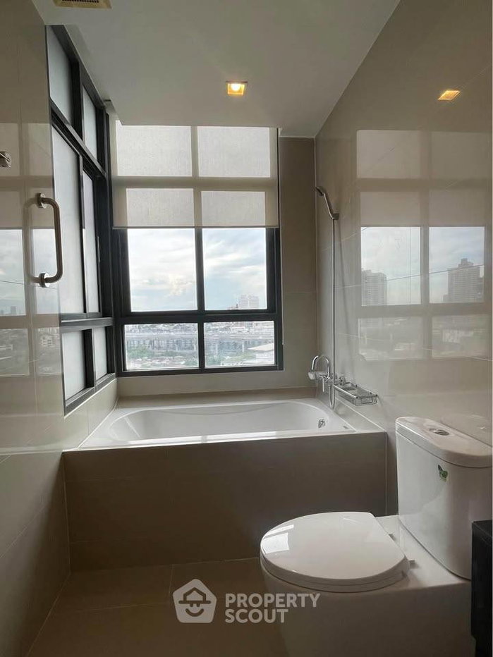 รูป ขายคอนโด 1 ห้องนอน 63 ตร.ม. ชั้น 16 Ideo Blucove Sukhumvit ใกล้ BTS อุดมสุข 100 ม. (ID 2507124) - รูปที่ 14/15