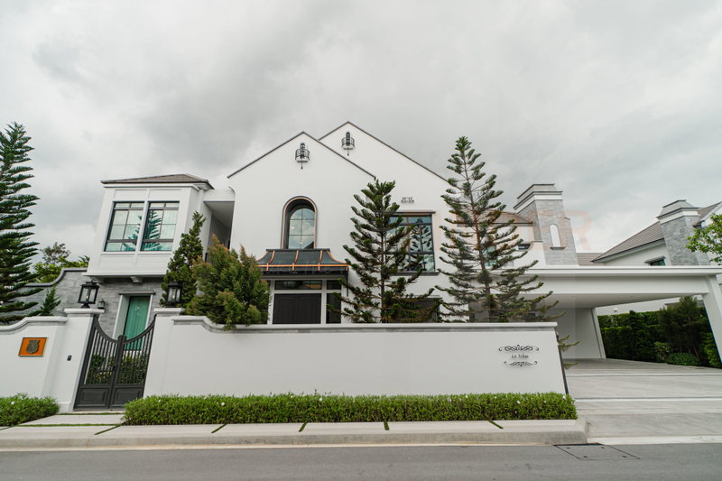 ขายบ้านเดี่ยว : Nantawan Bangna km.15, 5 Bedrooms – Bangna–Trat Road 5 bedrooms, for sale