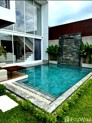 Houses for sale Wiset Road Phuket : VILLA WITH SWIMMING POOL 5932032