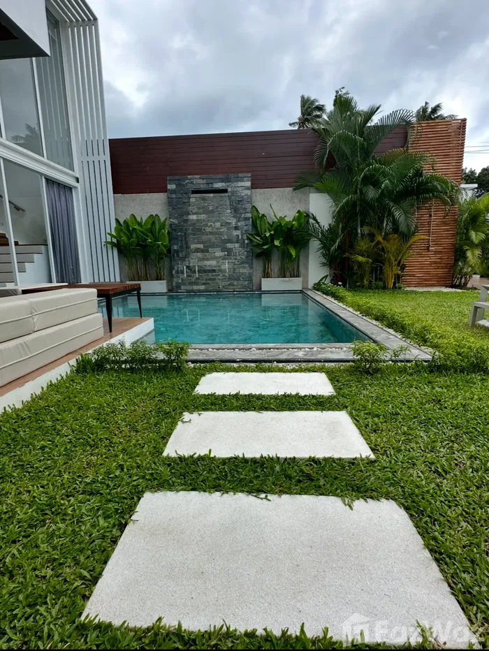 picture VILLA WITH SWIMMING POOL 5932032 - 8/26