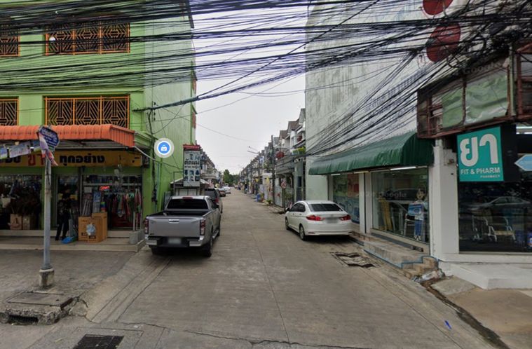 รุ่งเจริญ 1 (ซอยประวิทย์และเพื่อน)