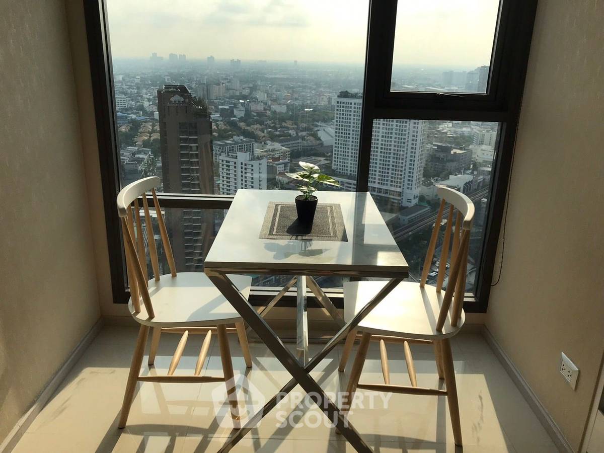 รูป คอนโด 1 ห้องนอน ชั้น 33 ขนาด 45 ตร.ม. Rhythm Sukhumvit 42 ใกล้ BTS เอกมัย 200 ม. (ID 960376) - รูปที่ 4/7
