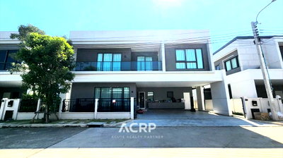 บ้านเดี่ยวให้เช่า : ให้เช่า บ้านเดี่ยวหรู เซนโทร บางนา ใกล้เมกะบางนา พร้อมเฟอร์นิเจอร์ครบ ตกแต่งสวย 