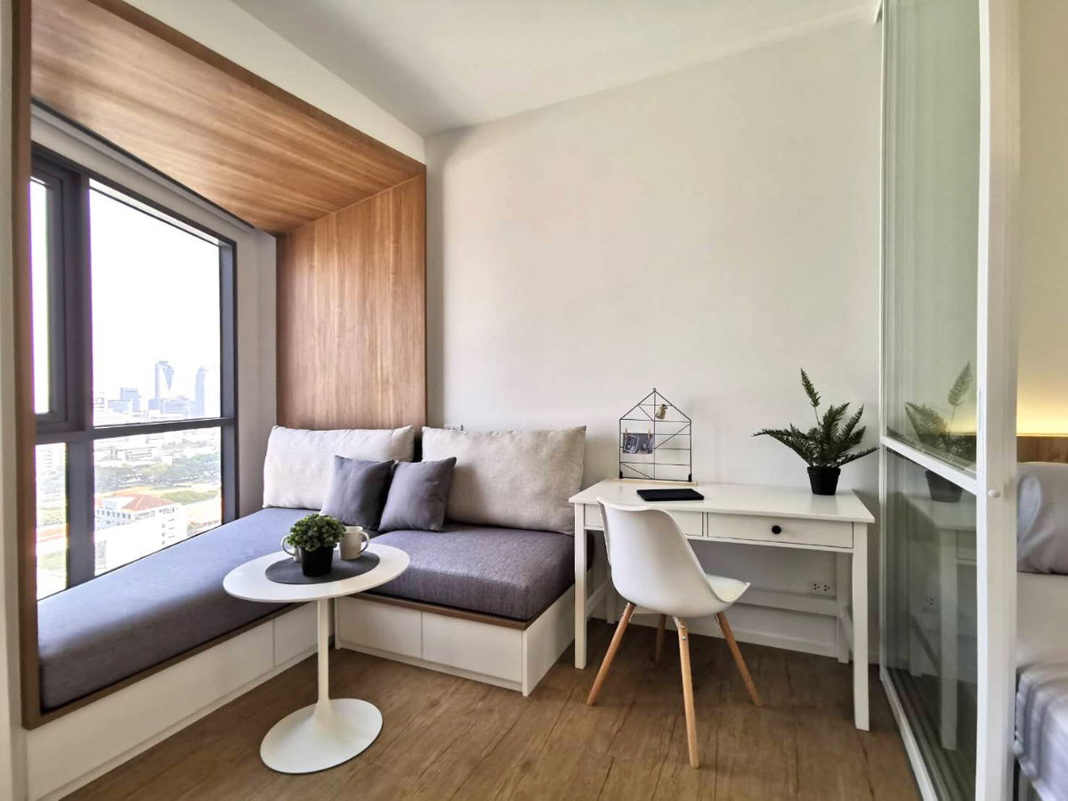 picture Triple Y                        Residence - 3/11