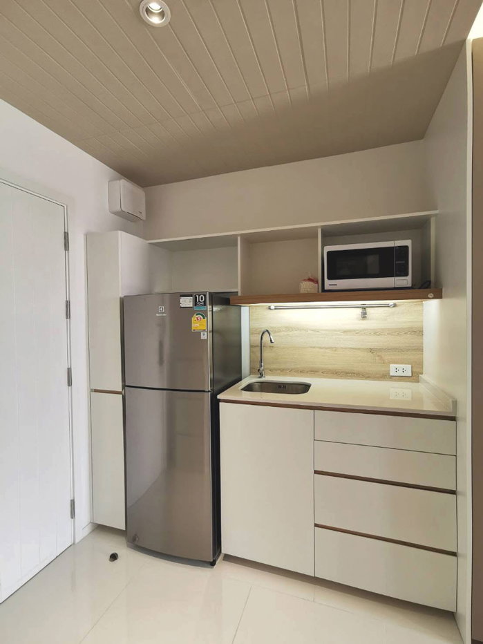 picture Triple Y                        Residence - 8/11