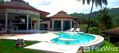 Houses for sale : Exceptional Villa with Breathtaking Views & Cascading Design 1620742