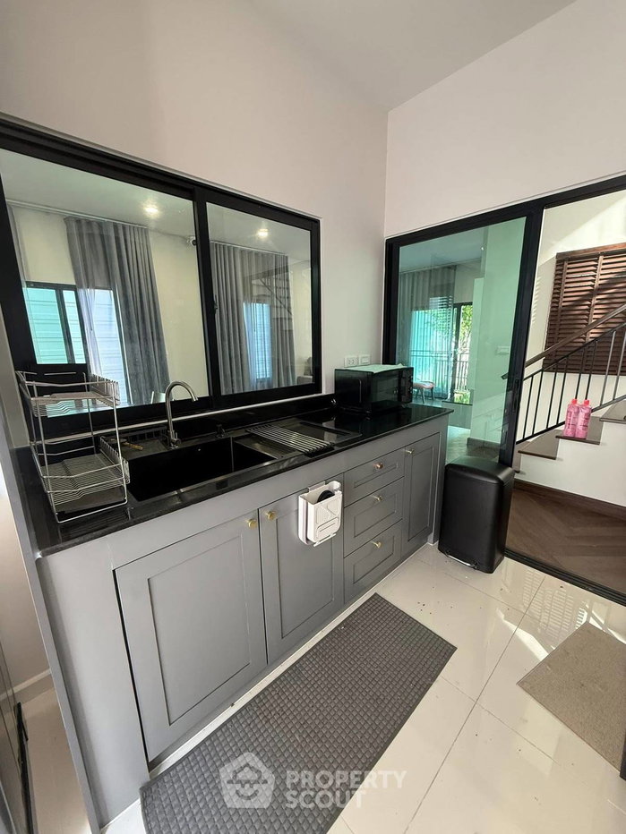 รูป บ้านเช่า 4 ห้องนอน โครงการบริทาเนีย บางนา-ศรีวารี บางเสาธง (ID 2511190) - รูปที่ 3/20