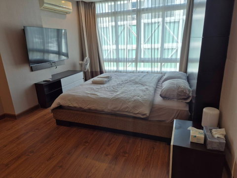 ให้เช่า The Unique Condo 1 @Nimman ซ. สุขเกษม  2 ห้องนอน 2 ห้องน้ำ  โทร: 098-9690236 (แจน)